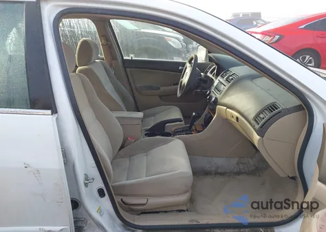 2004 Honda Accord 2.4 Ex from USA, damaged, VIN 1HGCM56734A008081